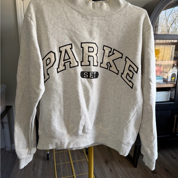 Parke Tops - Parke Set Women's Light Gray Crewneck Sweatshirt